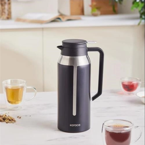 فلاسک کاراجا مسترمید 1.37 لیتر مشکی